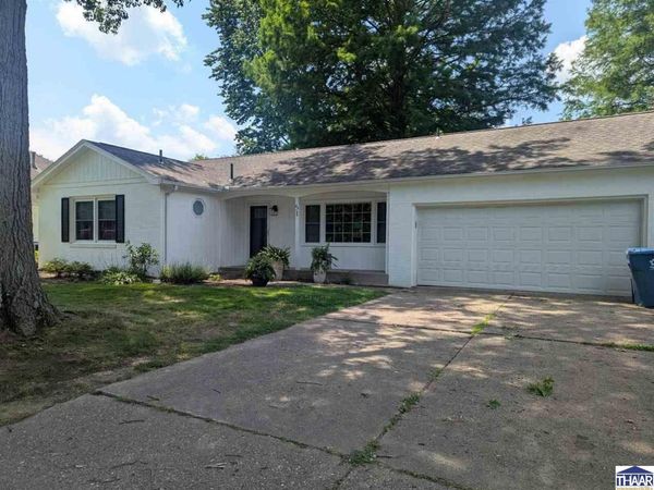 51 Lakeview Drive, Terre Haute, IN 47803