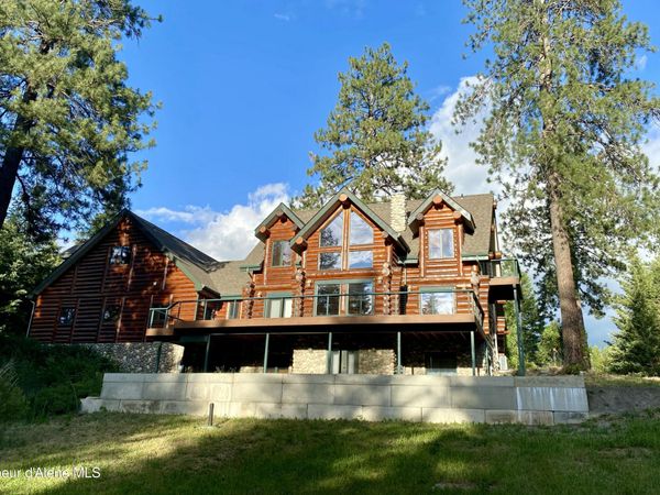 19257 N Ella RD , Rathdrum, ID 83858