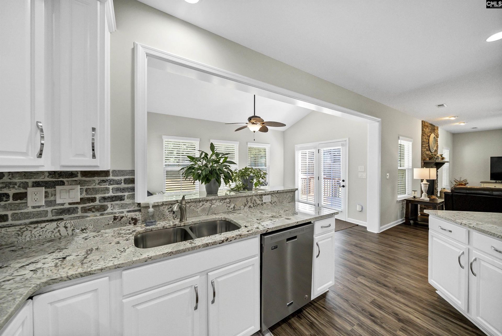 561 Newton Road Photo 16