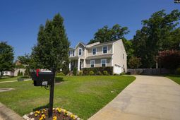 561 Newton Road photo 4