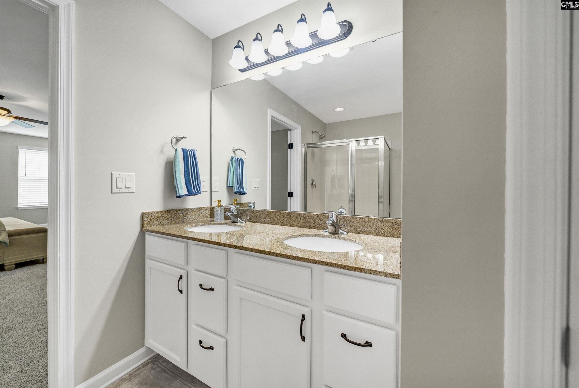 561 Newton Road Photo 30