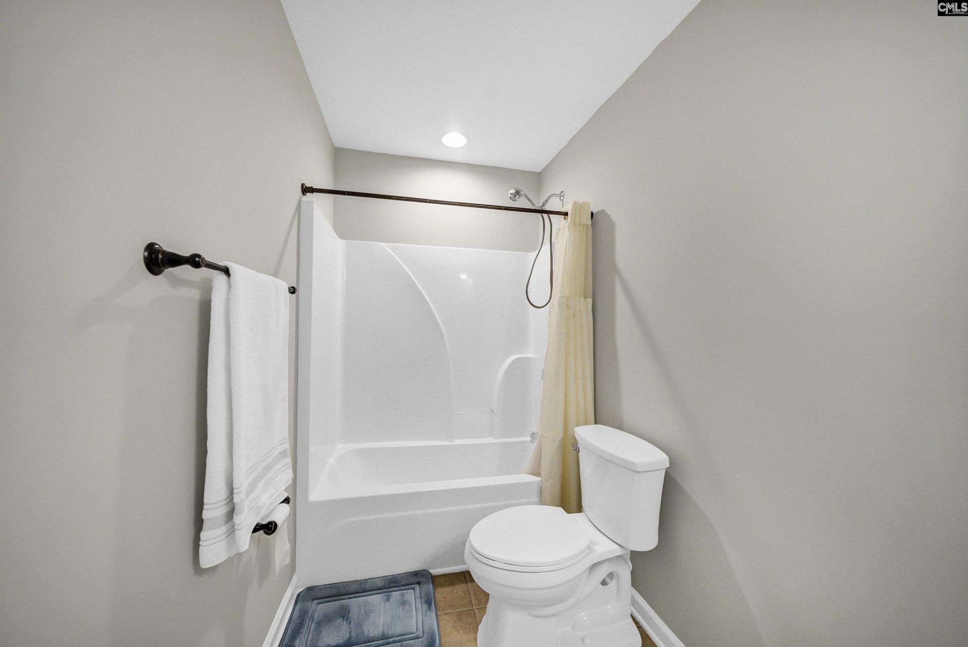 561 Newton Road Photo 35
