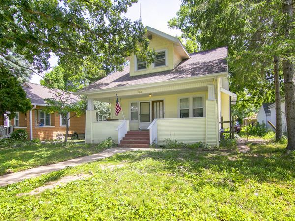 984 S POPLAR Avenue , Kankakee, IL 60901