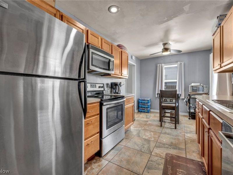 3001 Walbrook Avenue, Cleveland, OH 44109 Photo 16