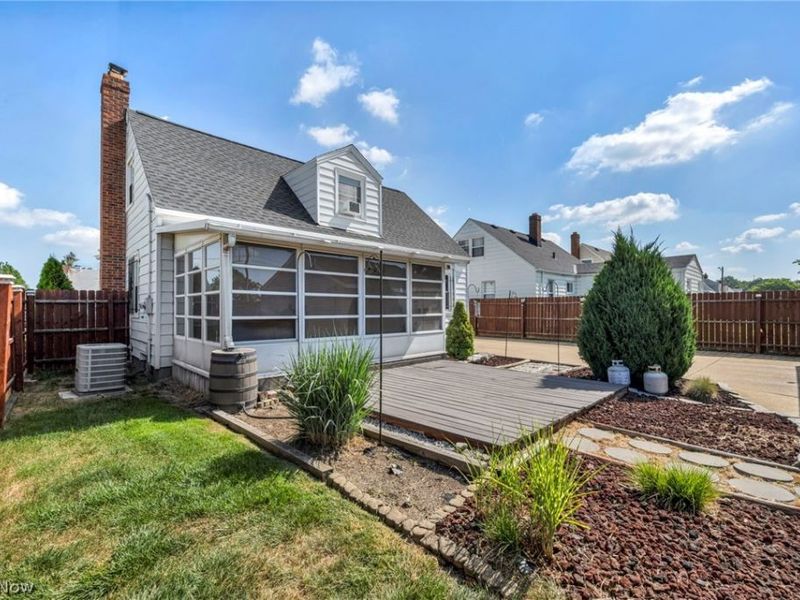 3001 Walbrook Avenue, Cleveland, OH 44109 Photo 36