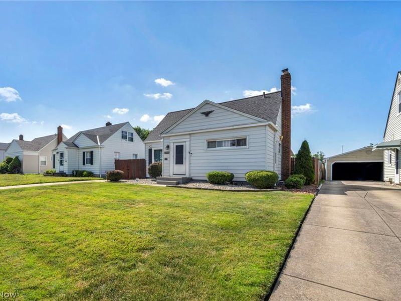 3001 Walbrook Avenue, Cleveland, OH 44109 Photo 5
