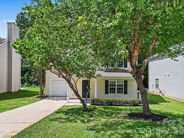 8621 Berrybrook Lane , Charlotte, NC 28269