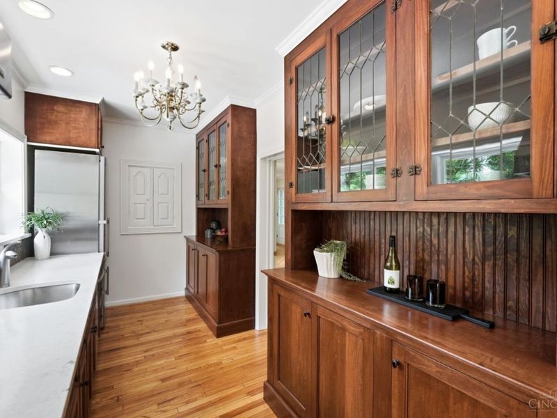 407 Lafayette Avenue, Cincinnati, OH 45220 Photo 14