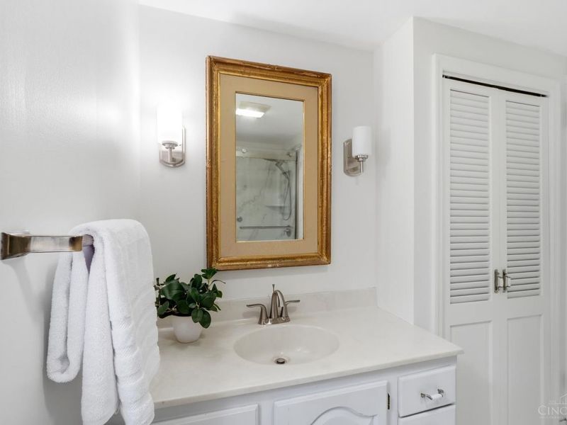 407 Lafayette Avenue, Cincinnati, OH 45220 Photo 27