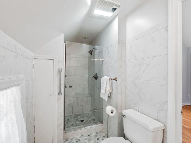 407 Lafayette Avenue, Cincinnati, OH 45220 Photo 36