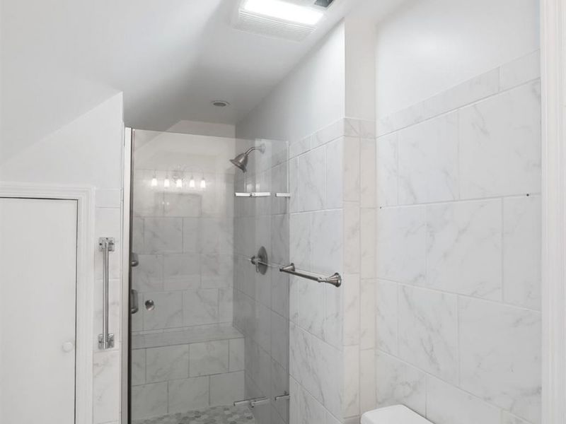407 Lafayette Avenue, Cincinnati, OH 45220 Photo 39