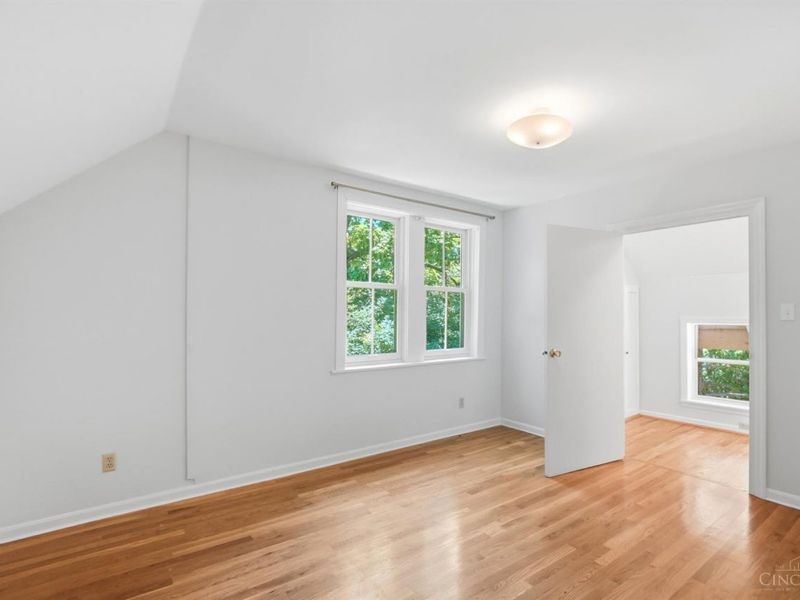 407 Lafayette Avenue, Cincinnati, OH 45220 Photo 40