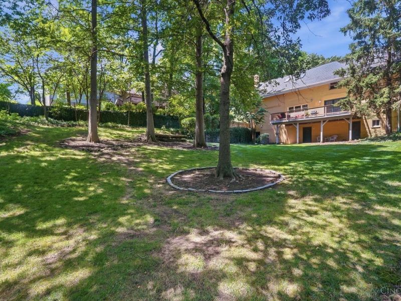 407 Lafayette Avenue, Cincinnati, OH 45220 Photo 59