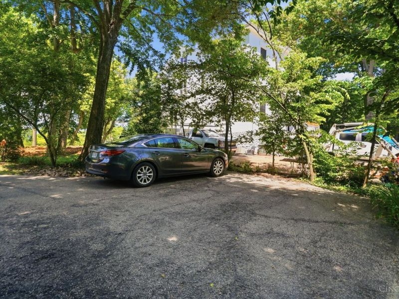 407 Lafayette Avenue, Cincinnati, OH 45220 Photo 69