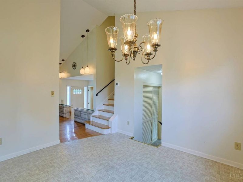 8285 Taffy Drive, West Chester, OH 45069 Photo 11