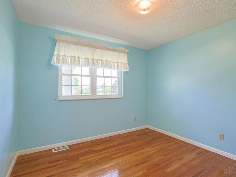 8285 Taffy Drive, West Chester, OH 45069 Photo 20