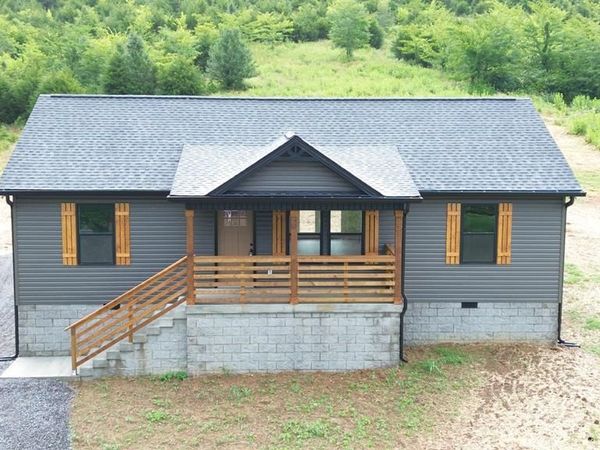 817 Smith Bend Ln, Gainesboro, TN 38562