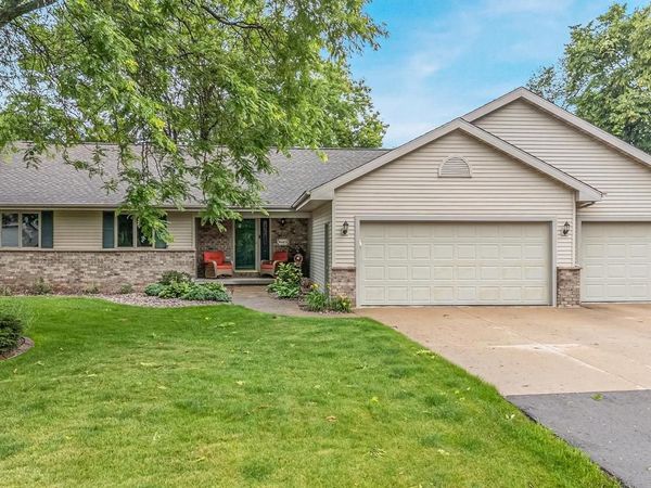W6674 CEDAR RIDGE DRIVE, Appleton, WI 54915