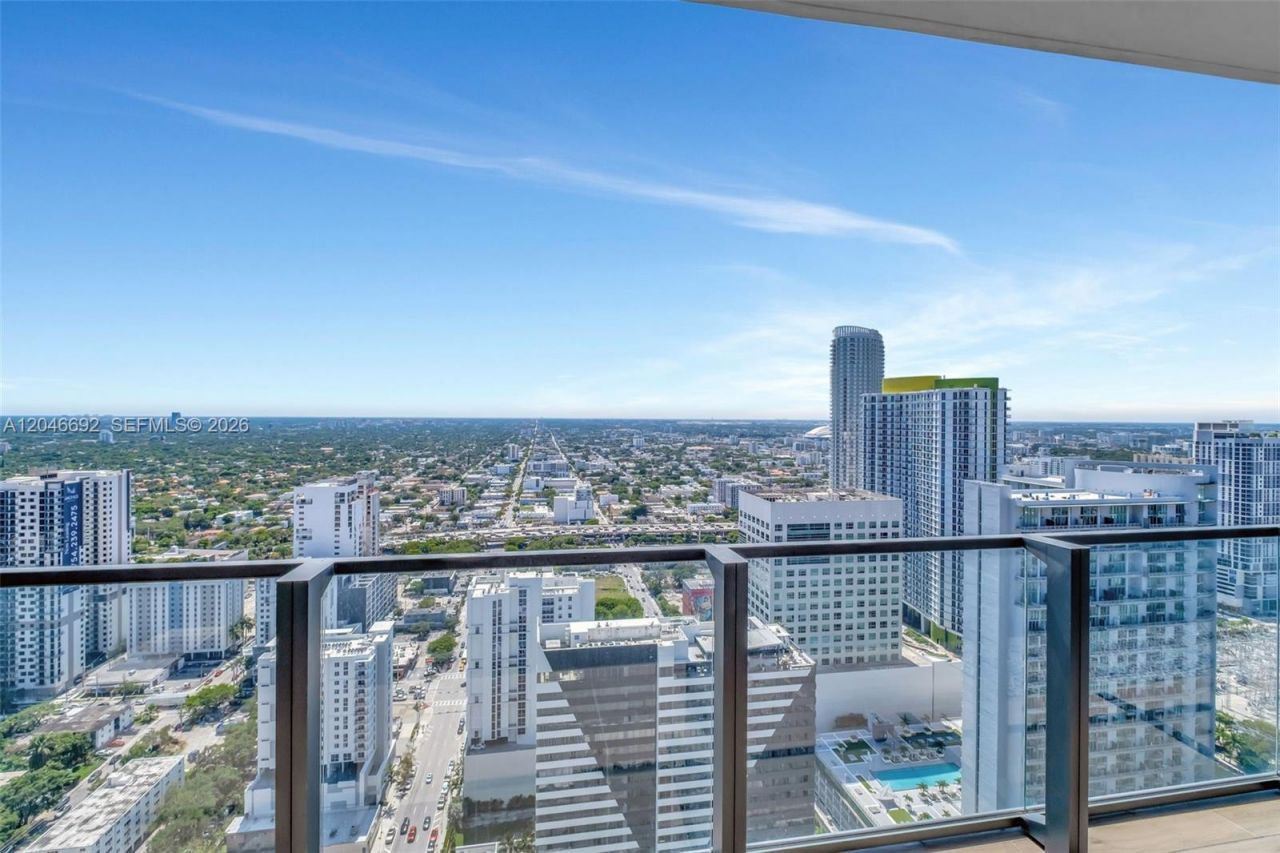 88 SW 7th St, Unit 3604, Miami, FL 33130 Photo