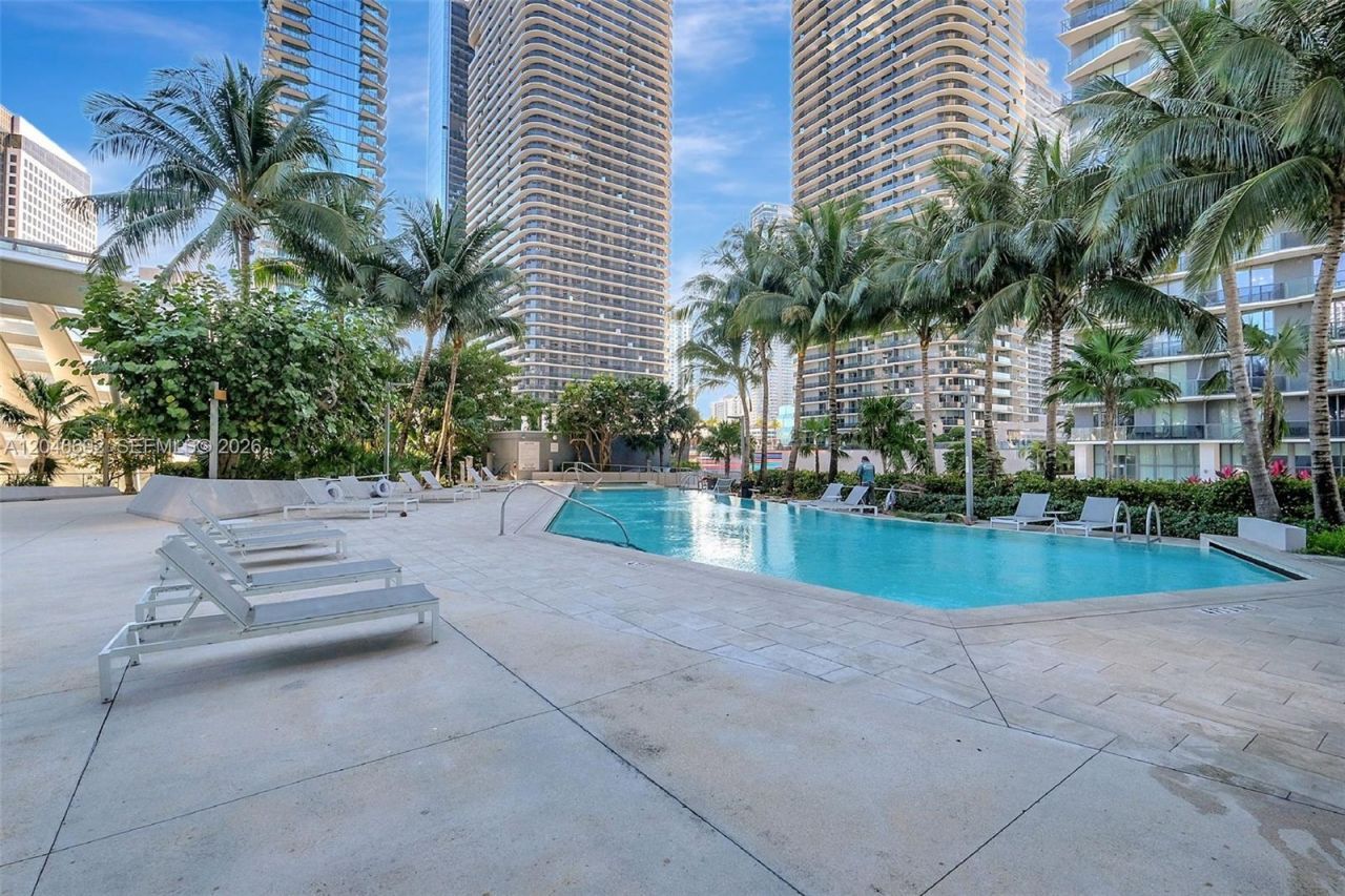 88 SW 7th St, Unit 3604, Miami, FL 33130 Photo