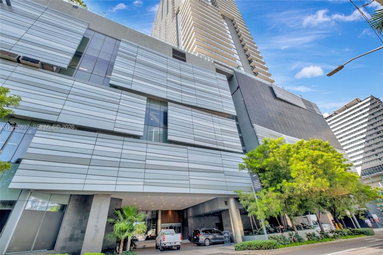 88 SW 7th St, Unit 3604, Miami, FL 33130 Photo