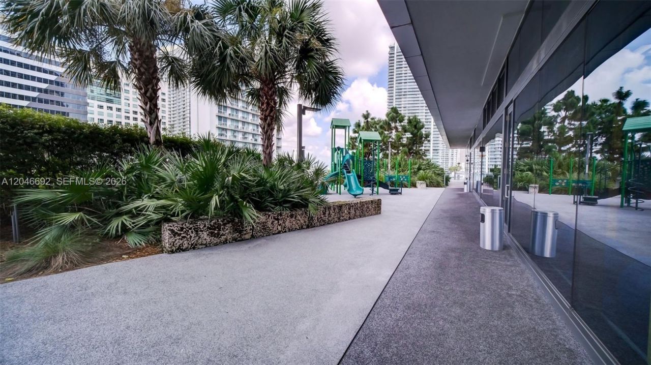88 SW 7th St, Unit 3604, Miami, FL 33130 Photo