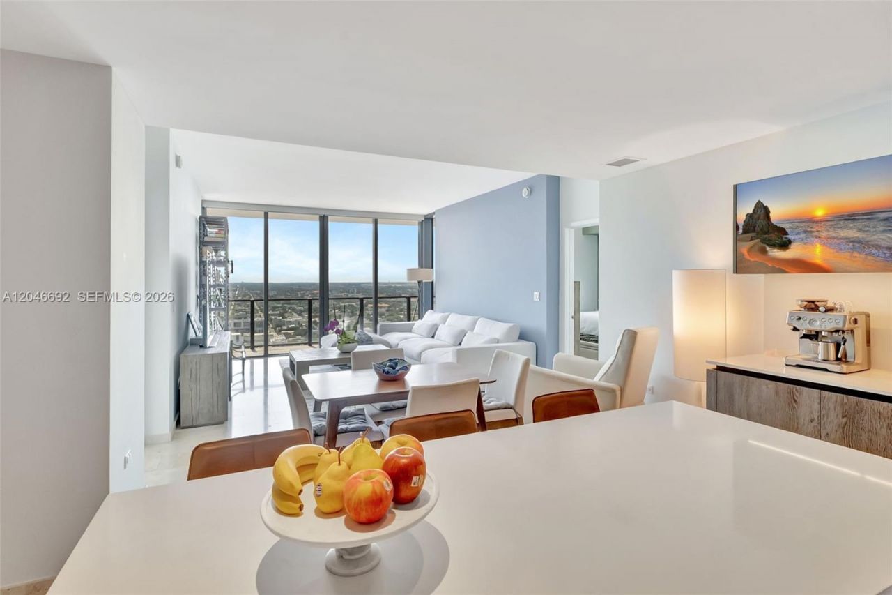 88 SW 7th St, Unit 3604, Miami, FL 33130 Photo