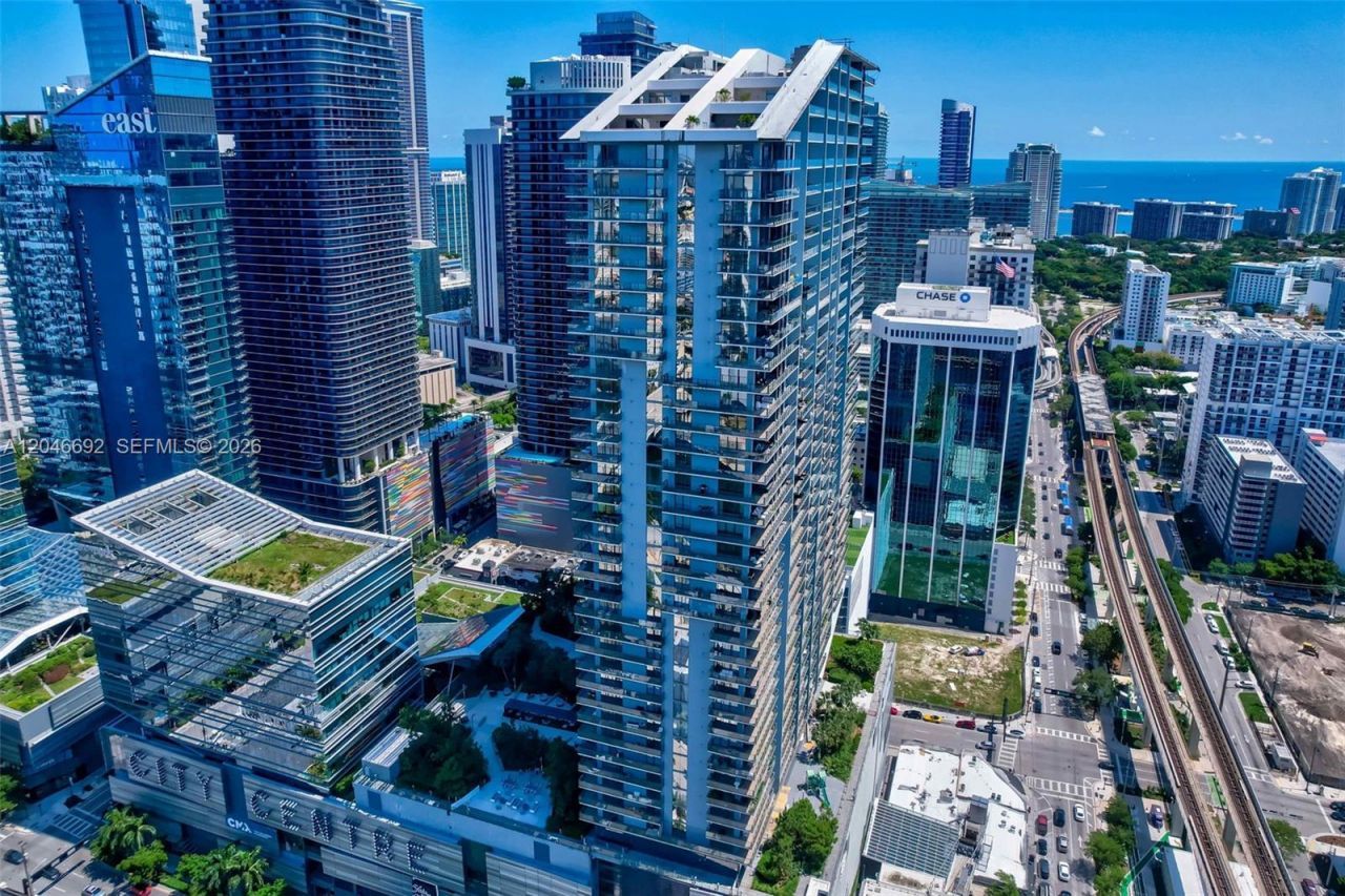 88 SW 7th St, Unit 3604, Miami, FL 33130 Photo