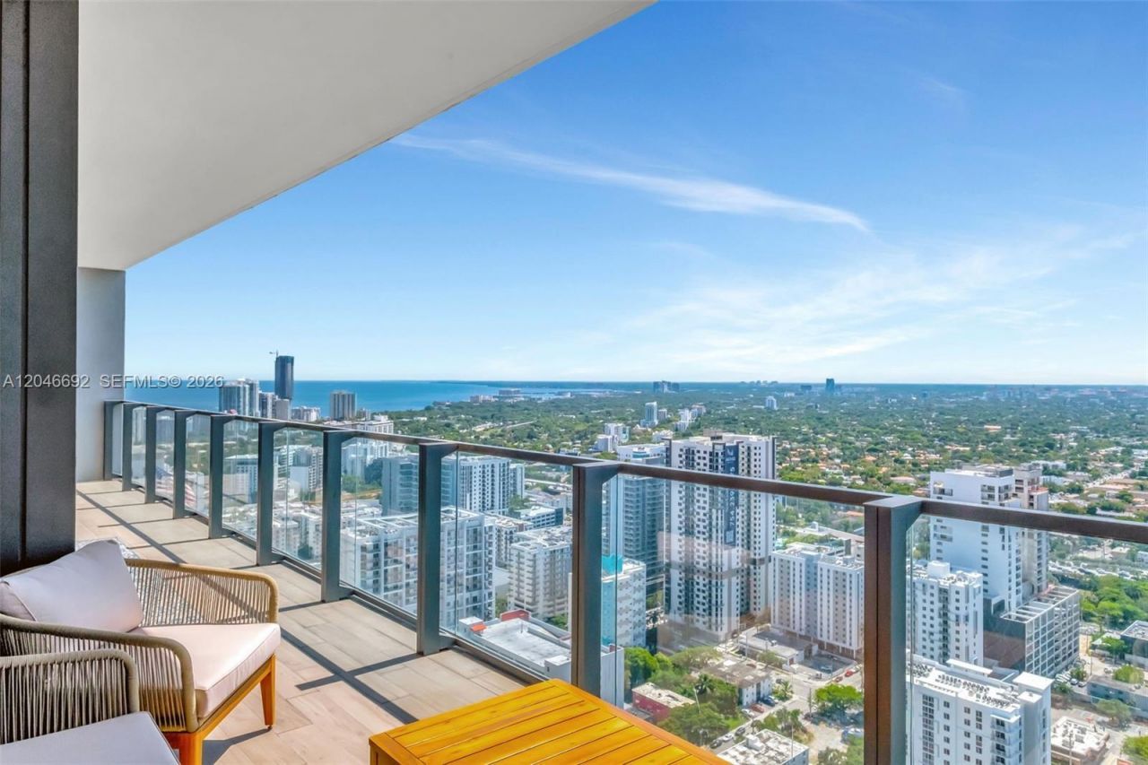 88 SW 7th St, Unit 3604, Miami, FL 33130 Photo