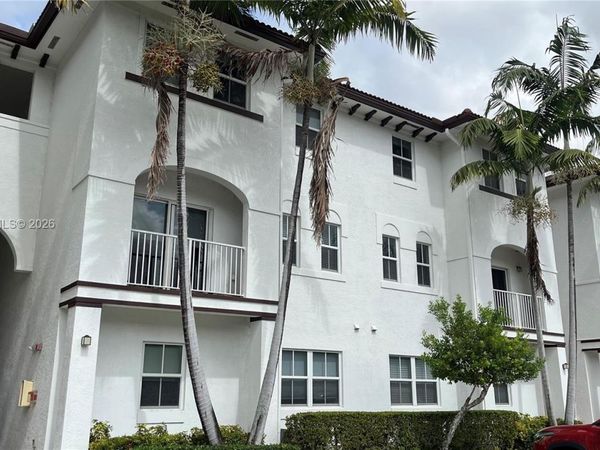 8850 NW 97th Ave , Unit 205, Doral, FL 33178
