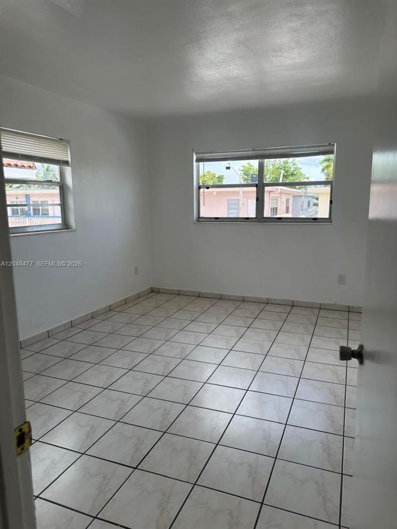 7860 Harding Ave , Unit 4B, Miami Beach, FL 33141 Photo