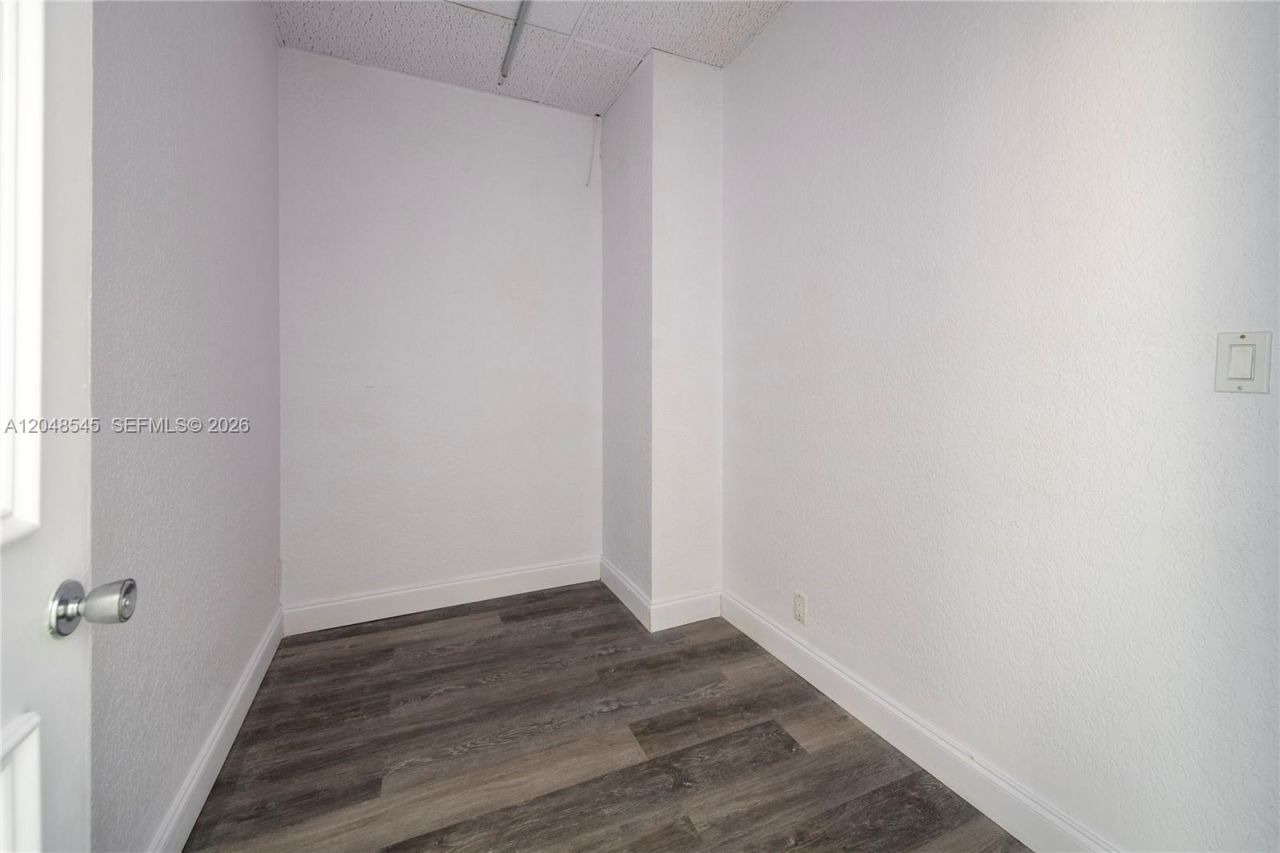 3801 N University Dr , Unit 501, Sunrise, FL 33351 Photo