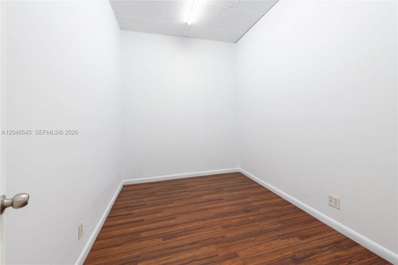 3801 N University Dr , Unit 501, Sunrise, FL 33351 Photo
