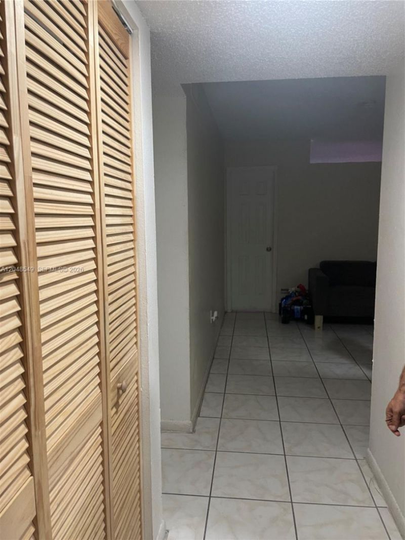 3610 NW 21st St , Unit 311, Lauderdale Lakes, FL 33311 Photo