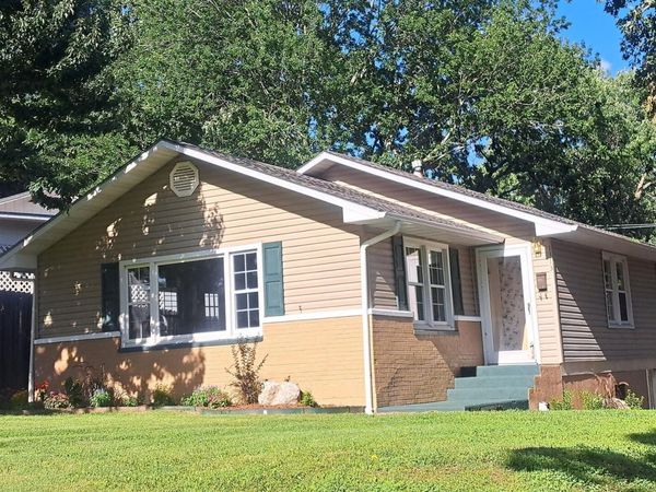 1313 Fairmont Drive , Neosho, MO 64850