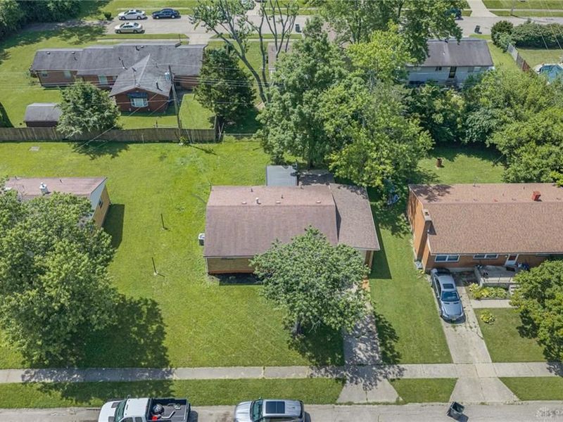 5082 Leedale Drive, Jefferson Township, OH 45417 Photo 24