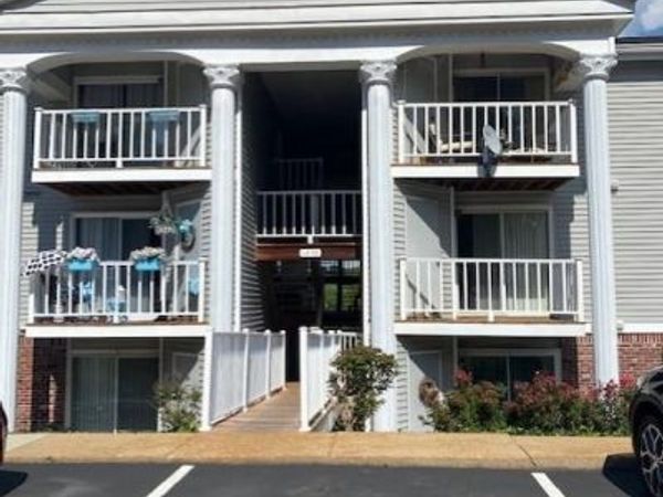 1239 Creve Coeur Crossing Lane , Chesterfield, MO 63017