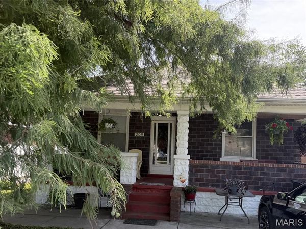 205 Front Street , East Carondelet, IL 62240