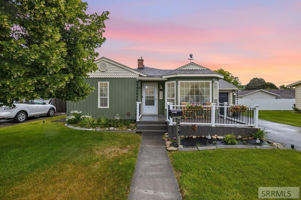275 E 23rd Street, Idaho Falls, ID 83404 Main Photo