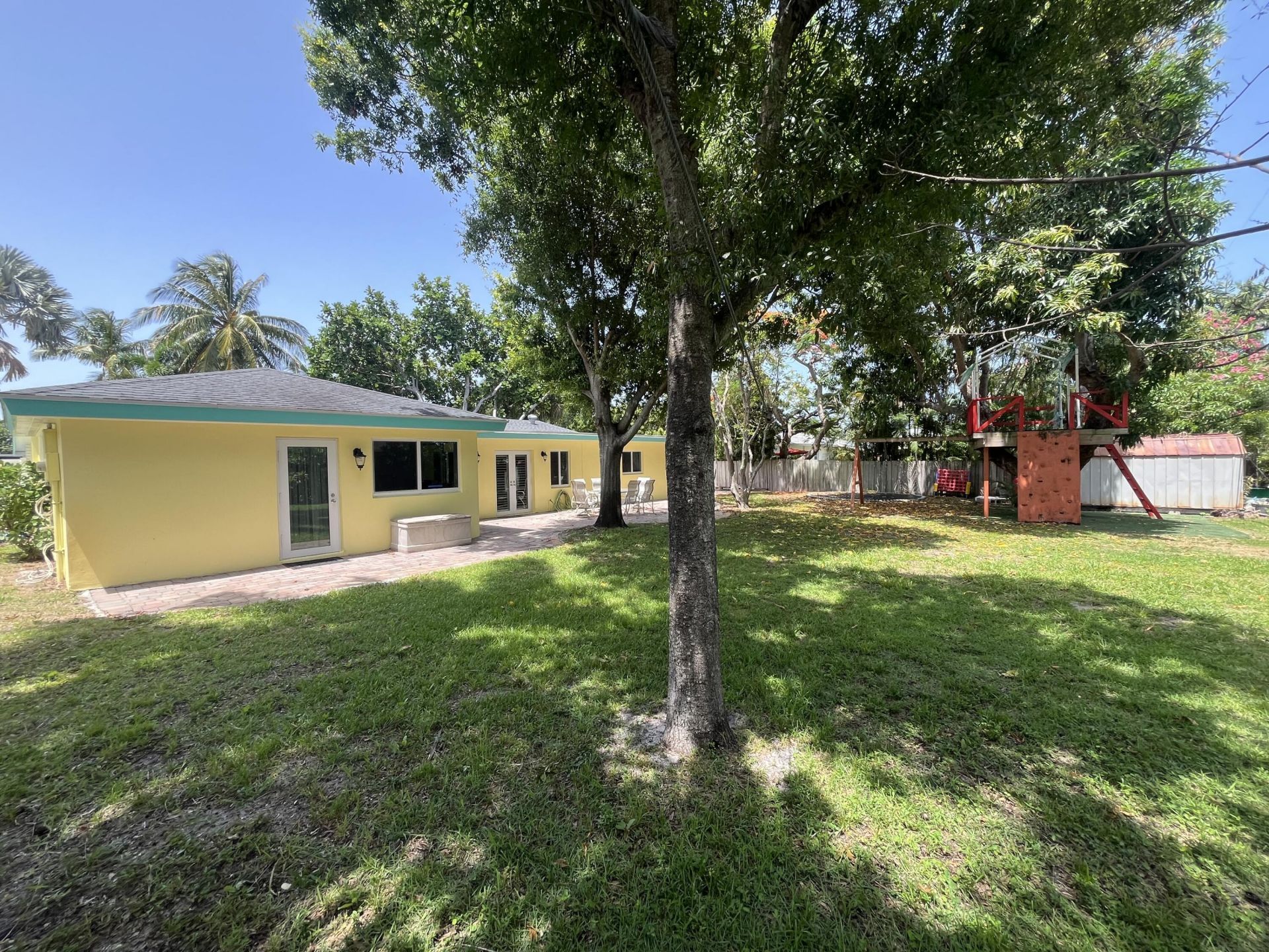 620 NE 9th Avenue, Boynton Beach, FL 33435 Photo