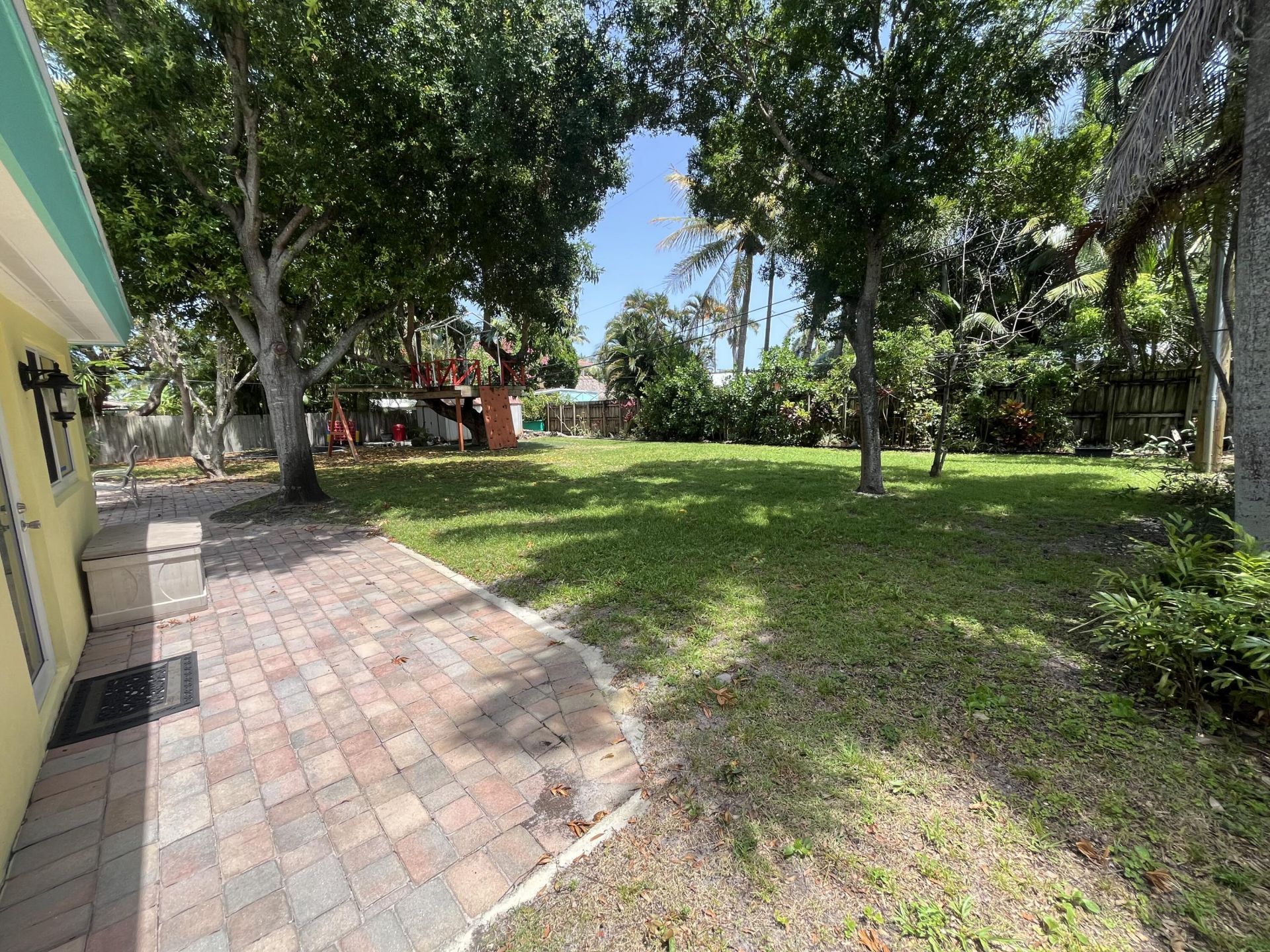 620 NE 9th Avenue, Boynton Beach, FL 33435 Photo