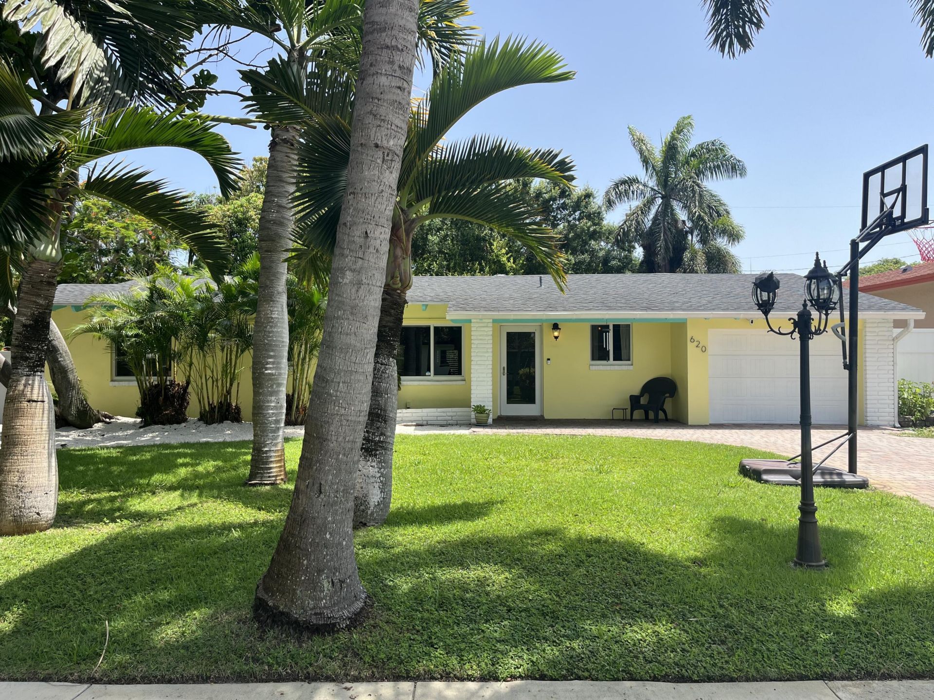 620 NE 9th Avenue, Boynton Beach, FL 33435 Photo