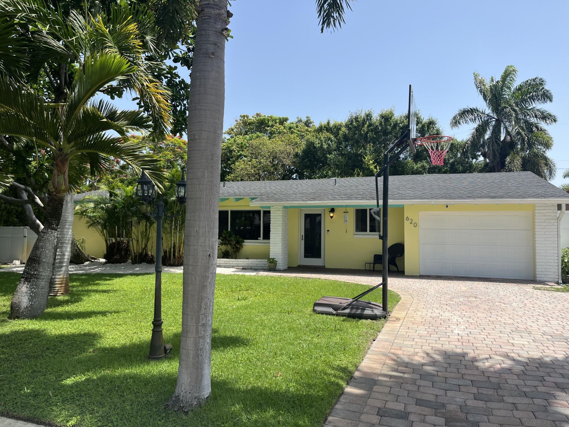 620 NE 9th Avenue, Boynton Beach, FL 33435 Photo