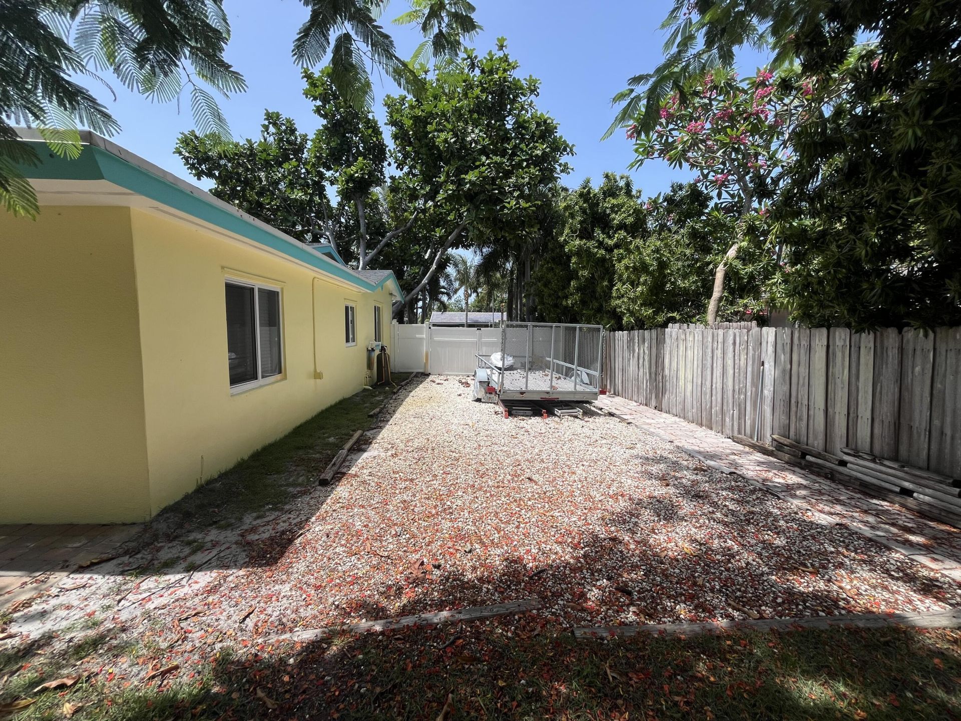 620 NE 9th Avenue, Boynton Beach, FL 33435 Photo