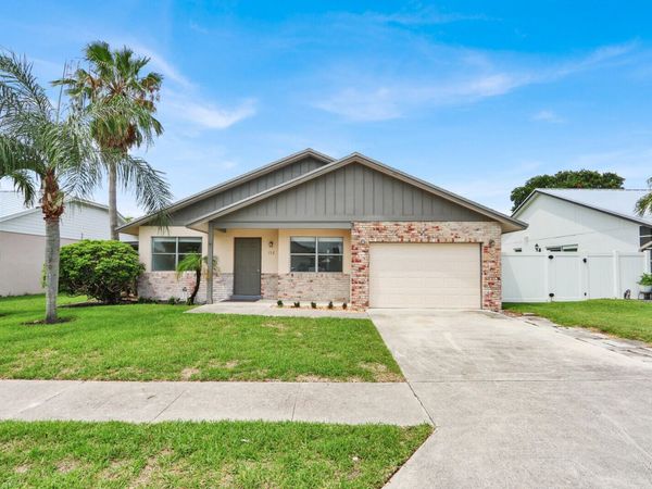 152 Wandering Trail, Jupiter, FL 33458