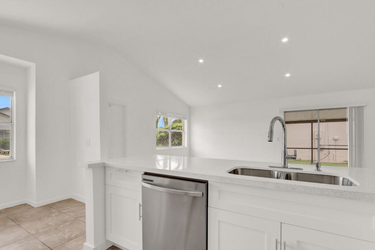 152 Wandering Trail, Jupiter, FL 33458 Photo