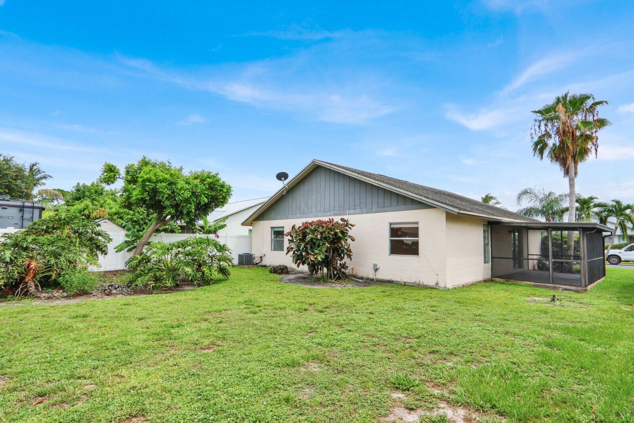 152 Wandering Trail, Jupiter, FL 33458 Photo
