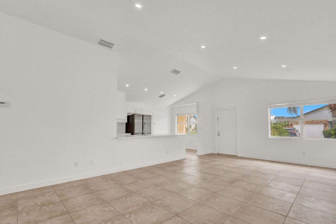 152 Wandering Trail, Jupiter, FL 33458 Photo