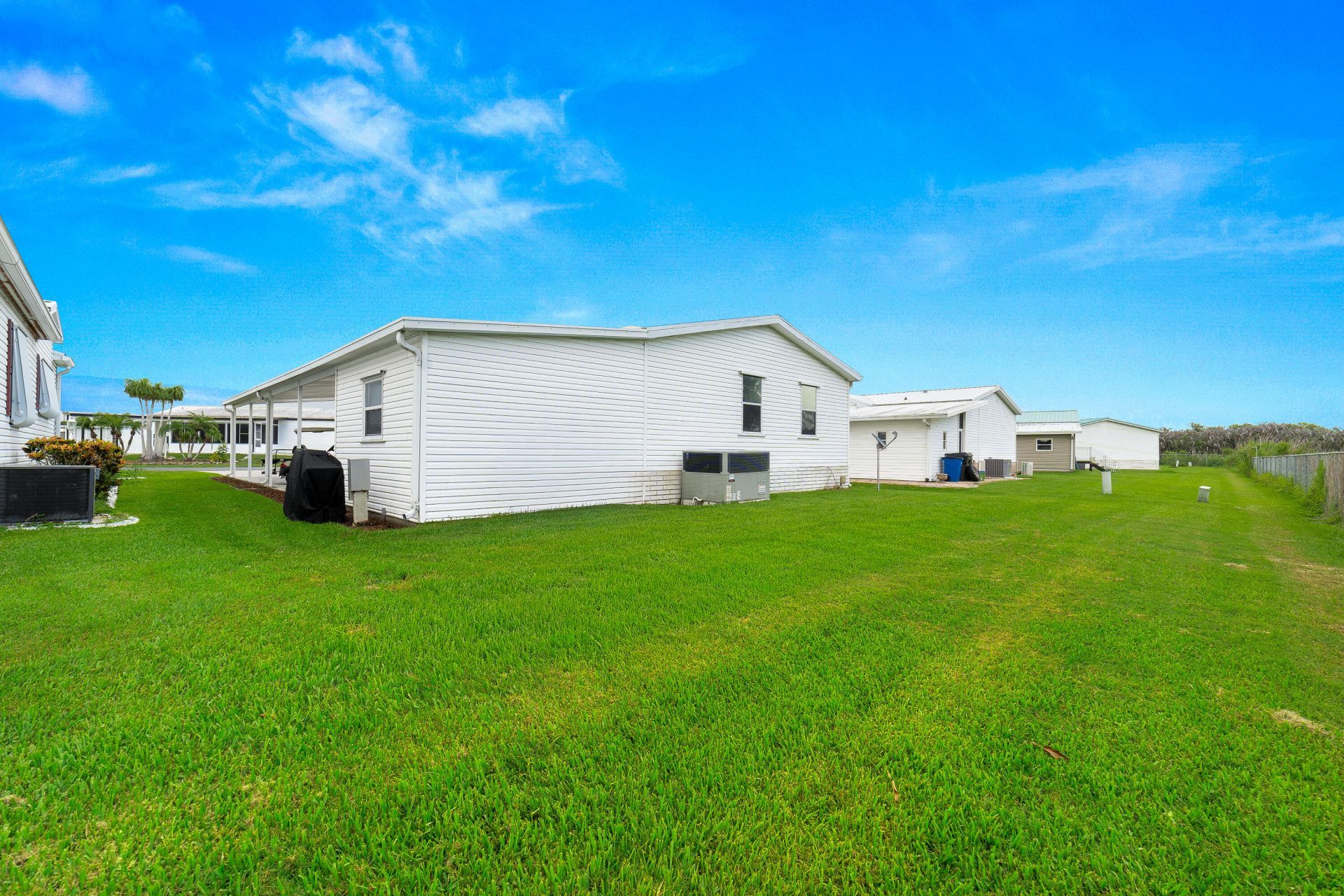 1651 SW 35th Circle, Okeechobee, FL 34974 Photo