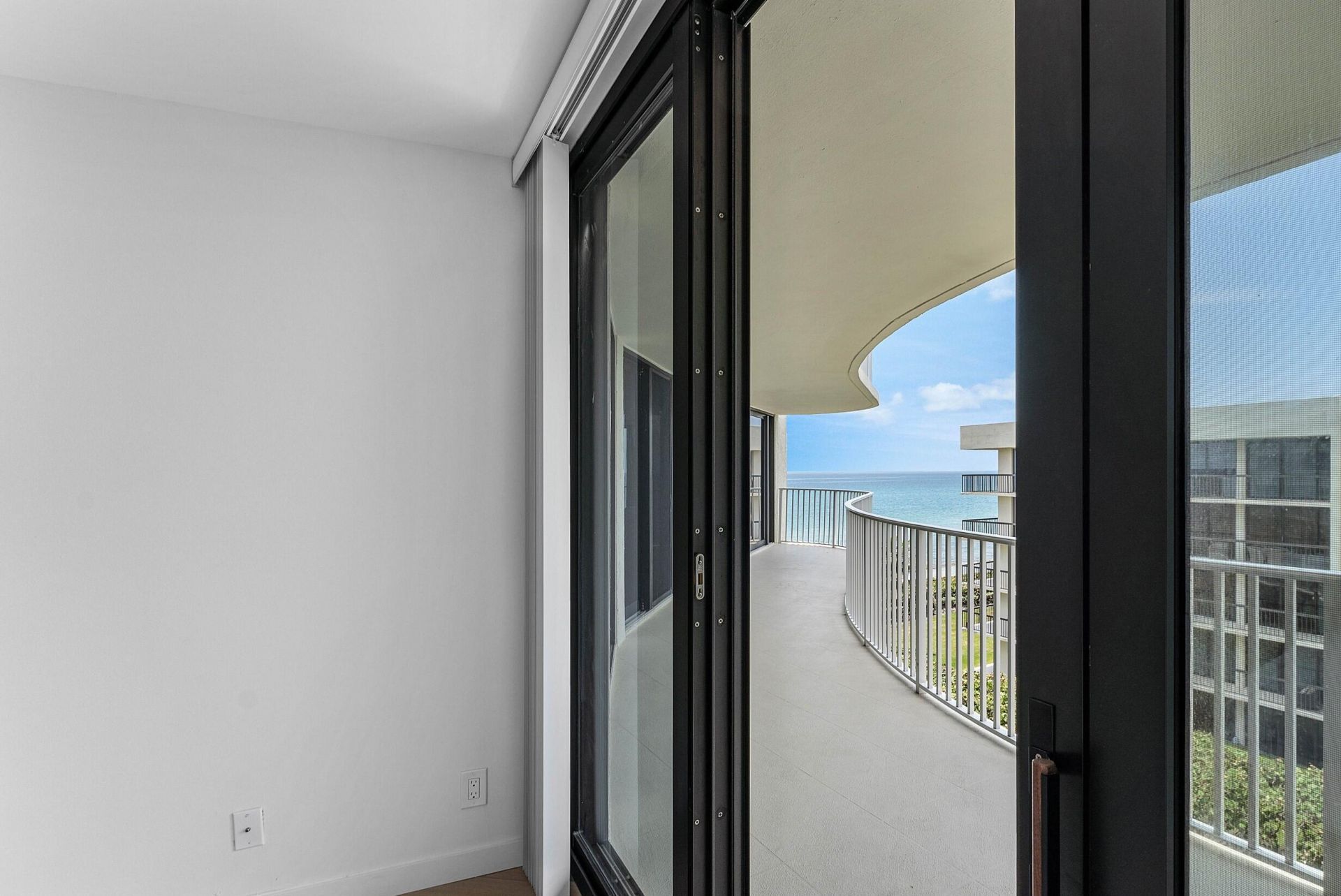 3360 S Ocean Boulevard, Unit 5fii, Palm Beach, FL 33480 Photo